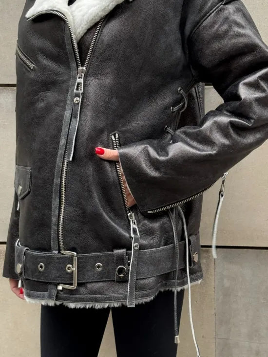 Дубленка-авиатор из натуральной овчины Dark Grey Vintage, со шнуровкой по боковому шву - фото 3