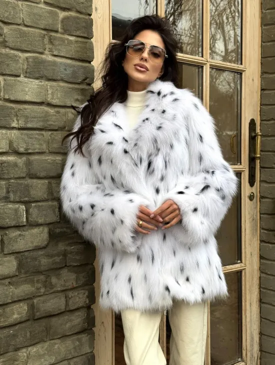 Шуба из цельных шкур натурального меха лисы под рысь (ручная работа) - фото 2