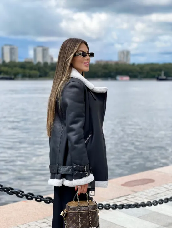 Черный авиатор на белой овчине - фото 1