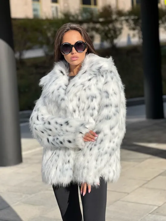 Полушубок из экомеха - фото 0